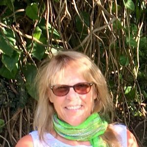 Meet your Posher, Teo